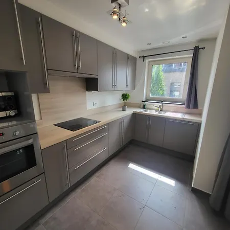 Apartament Ruim Met Terras *