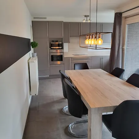Ruim Met Terras 아파트